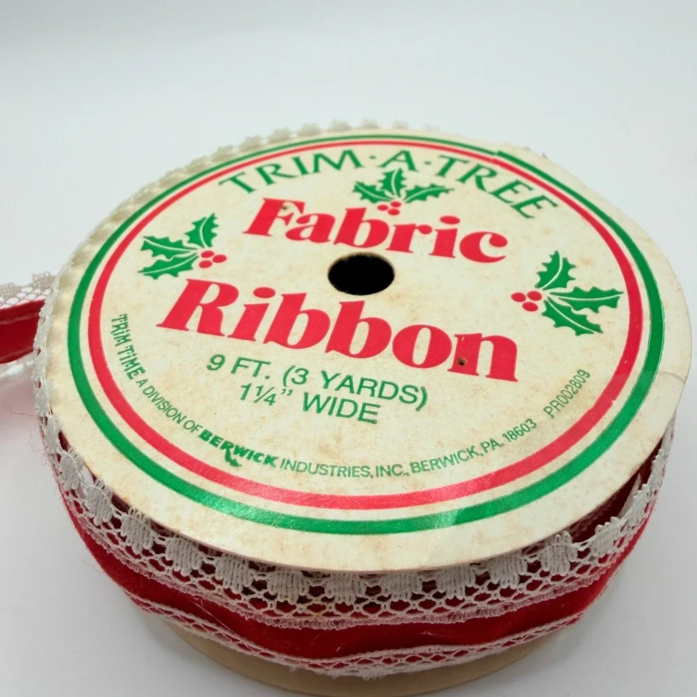 Trim-A-Tree Vintage Red Velvet Lace Trim Fabric Ribbon Christmas Decor 1.25in